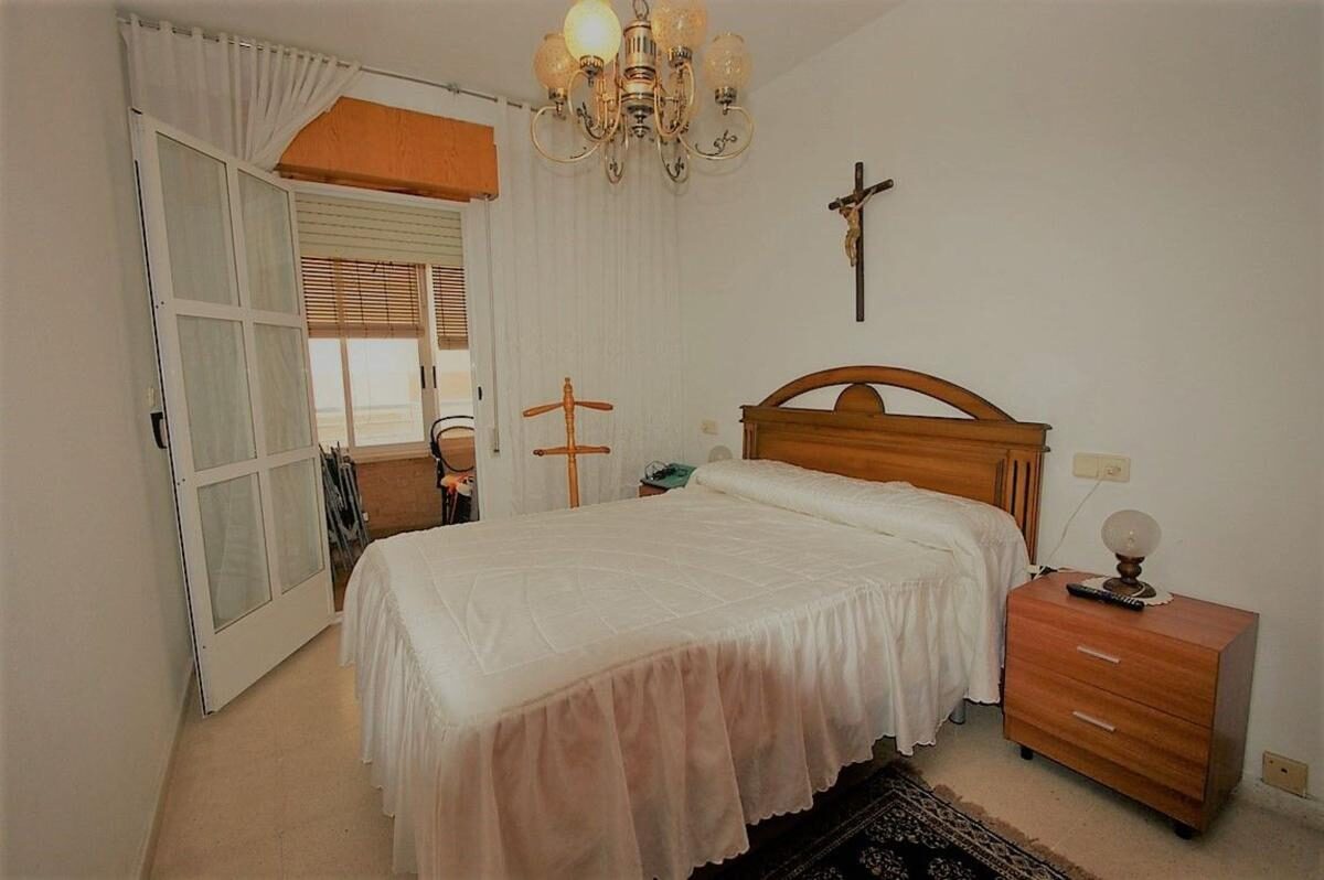 Apartamenty z 3 sypialniami, 80m² w Torrevieja, Hiszpania [ID: 0152-529346]