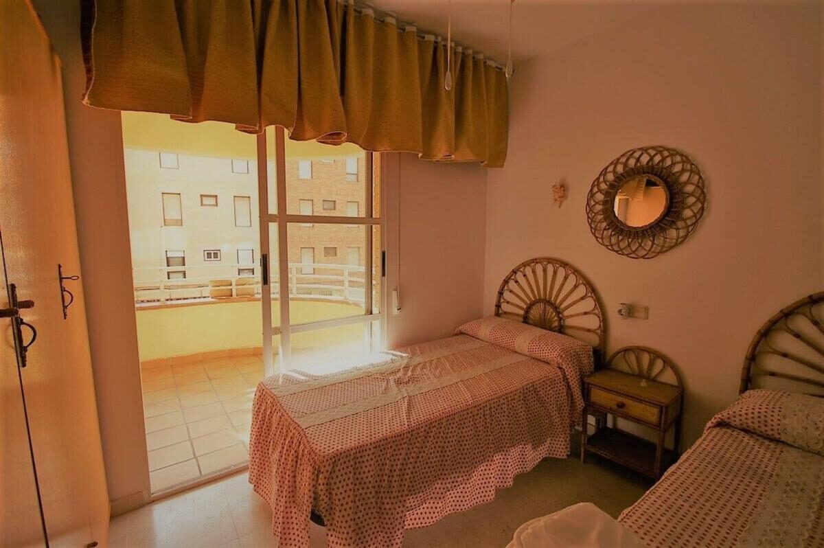Apartamenty z 3 sypialniami, 80m² w Torrevieja, Hiszpania [ID: 0152-529346]