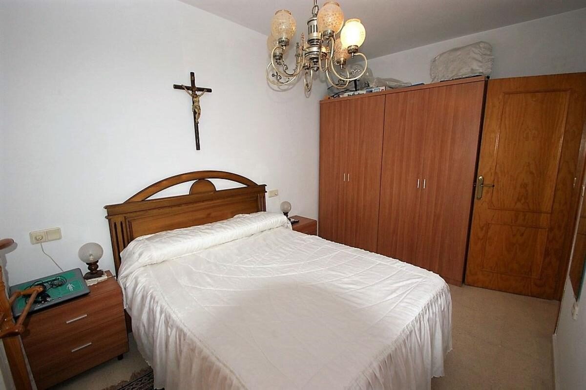Apartamenty z 3 sypialniami, 80m² w Torrevieja, Hiszpania [ID: 0152-529346]