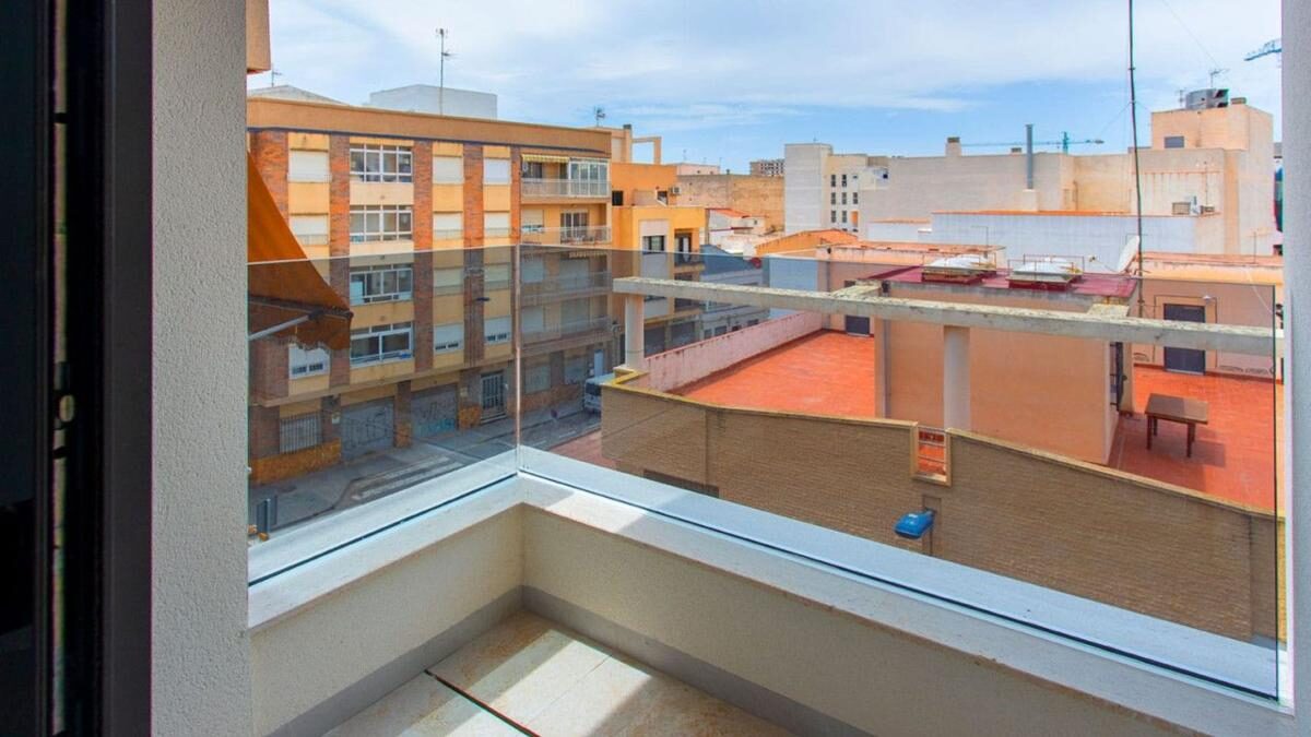 Апартаменти з 2 спальнями, 88м² в Торрев'єха, Іспанія [ID: 0152-529343]
