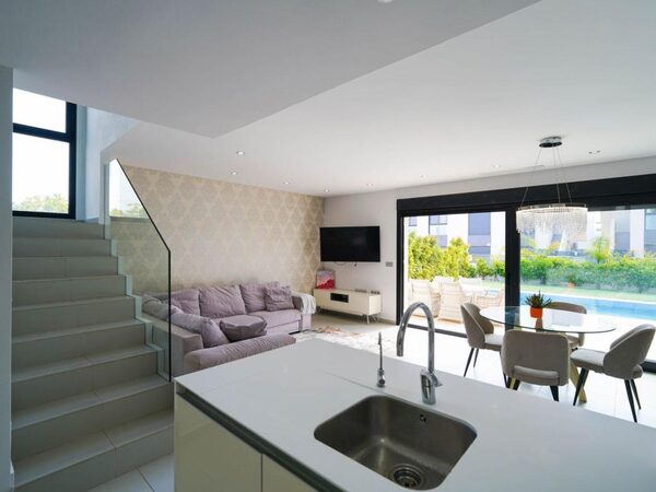 Вилла в Рохалес, Испания, 120м² - изображение 10