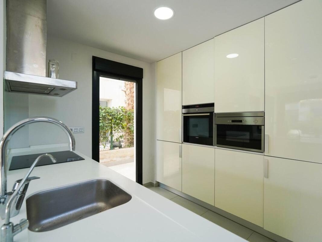 Вилла с 3 спальнями, 120м² в Рохалес, Испания [ID: 0152-529341]