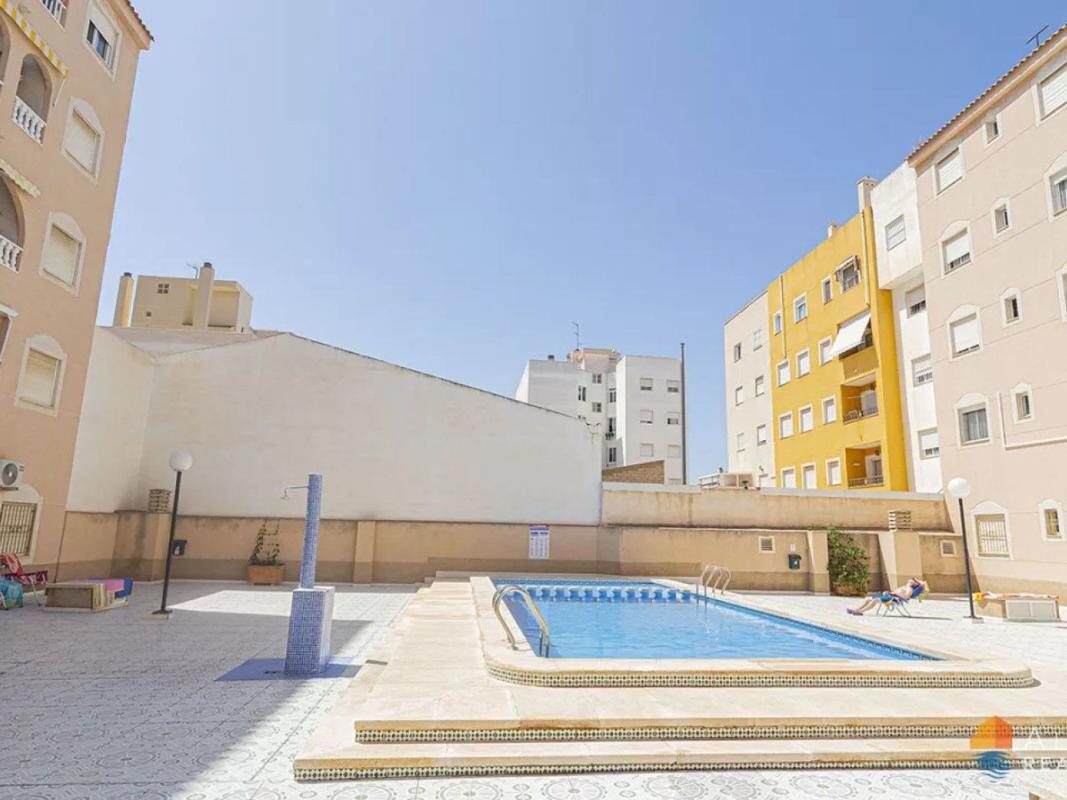 Apartamenty z 2 sypialniami, 54m² w Torrevieja, Hiszpania [ID: 0152-529222]