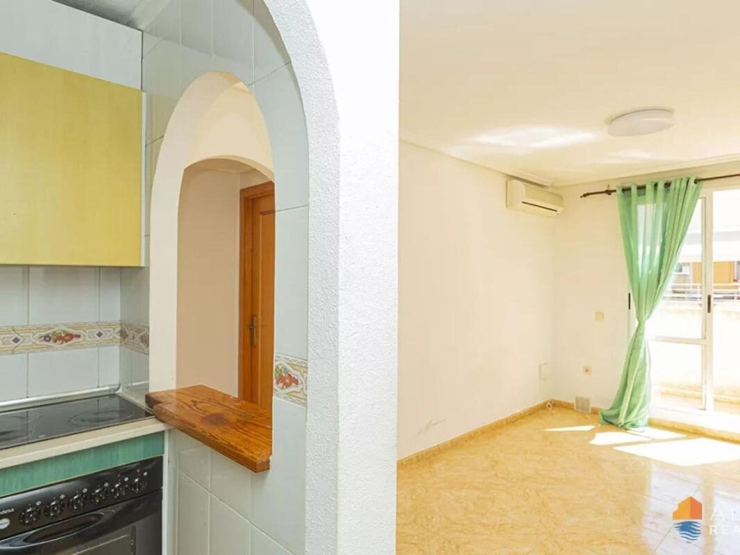 Apartamenty z 2 sypialniami, 54m² w Torrevieja, Hiszpania [ID: 0152-529222]