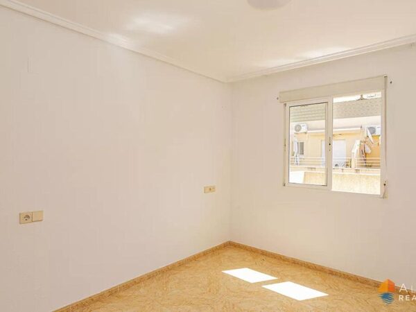 Апартаменти в Торрев'єха, Іспанія, 54м² - зображення 22