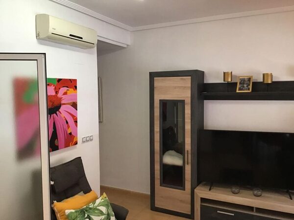Апартаменти в Торрев'єха, Іспанія, 70м² - зображення 4