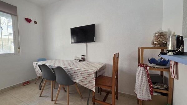 Апартаменти в Торрев'єха, Іспанія, 39м² - зображення 2