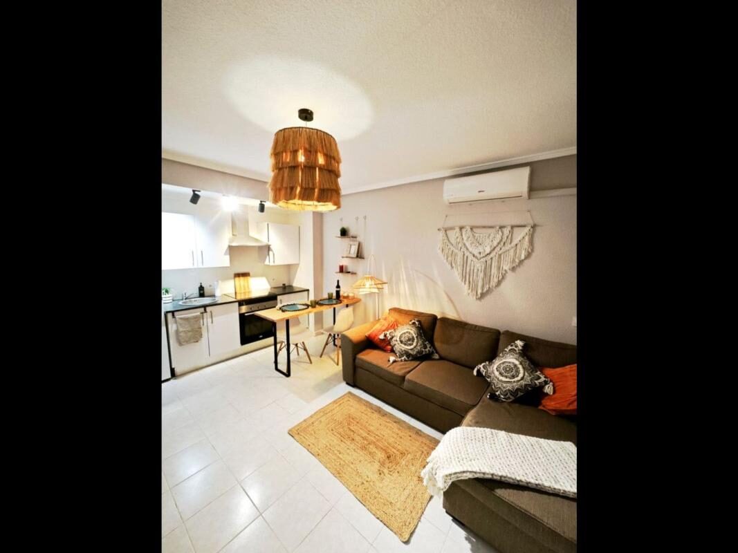 Апартаменти, 40м² в Торрев'єха, Іспанія [ID: 0152-528303]