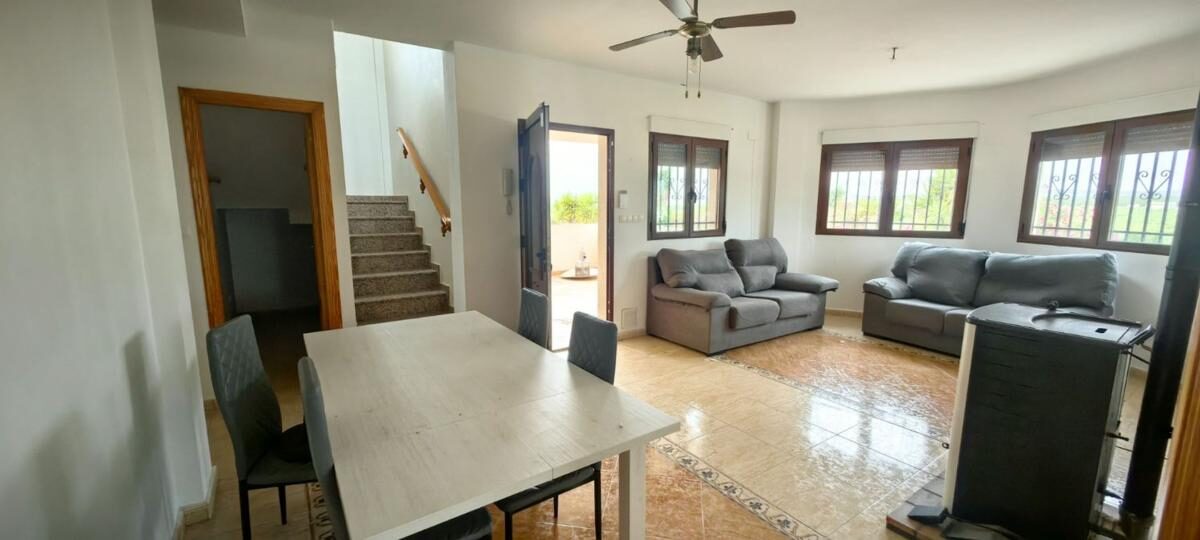Villa with 3 bedrooms, 179m² in Pinoso, Spain [ID: 0152-527578]