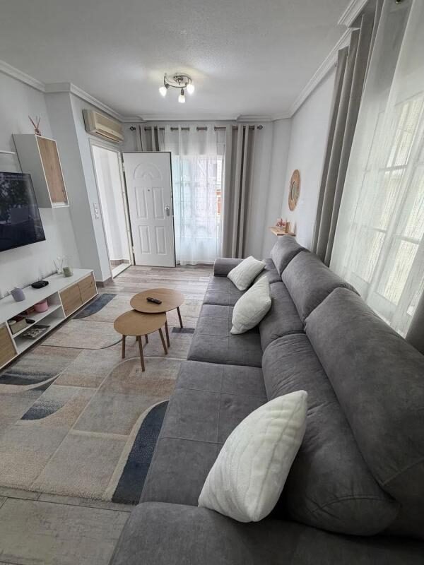 Таунхаус с 3 спальнями, 120м² в Ориуэла, Испания [ID: 0152-515684]