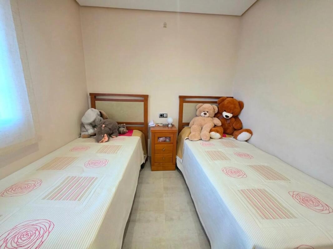 Вилла с 5 спальнями, 265м² в Ориуэла, Испания [ID: 0152-514633]