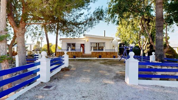 Вилла в Ориуэла, Испания, 277м² - изображение 3