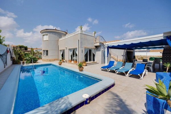 Вилла в Ориуэла, Испания, 250м² - изображение 2