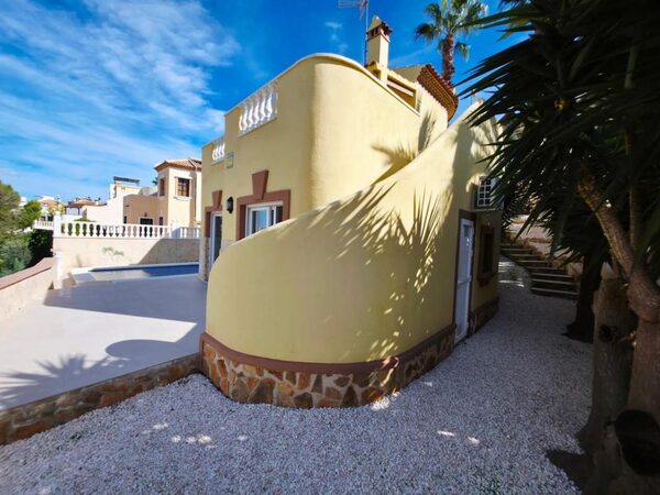 Вилла в Рохалес, Испания, 140м² - изображение 3