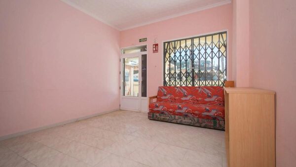 Комерційна нерухомість в Торрев'єха, Іспанія, 40м² - зображення 5