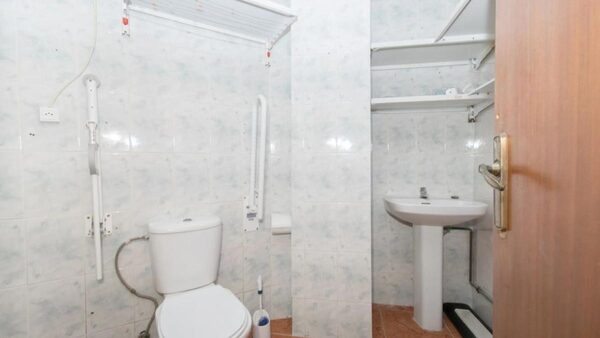 Комерційна нерухомість в Торрев'єха, Іспанія, 40м² - зображення 3