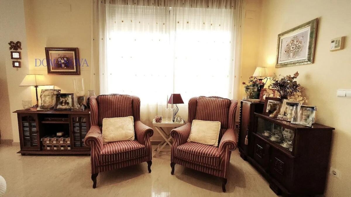 Вилла с 4 спальнями, 405м² в Аликанте, Испания [ID: 0152-500610]