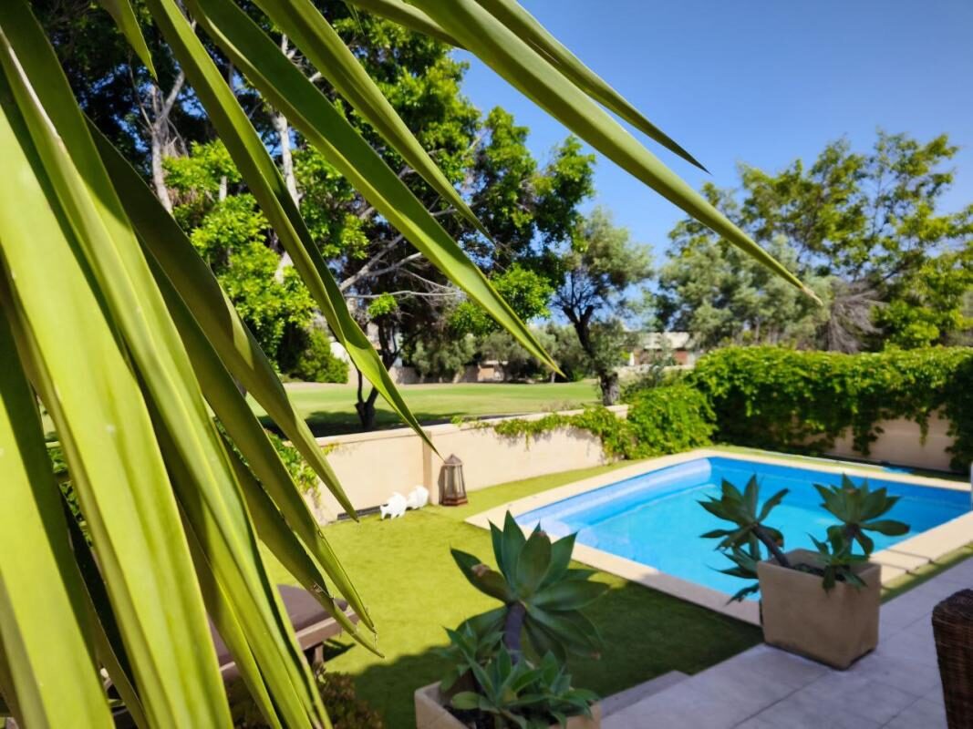 Вилла с 4 спальнями, 405м² в Аликанте, Испания [ID: 0152-500610]