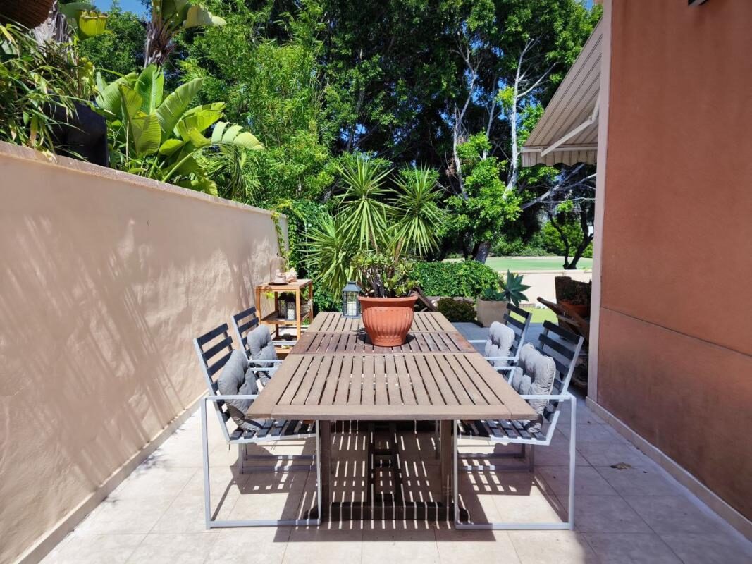 Вилла с 4 спальнями, 405м² в Аликанте, Испания [ID: 0152-500610]