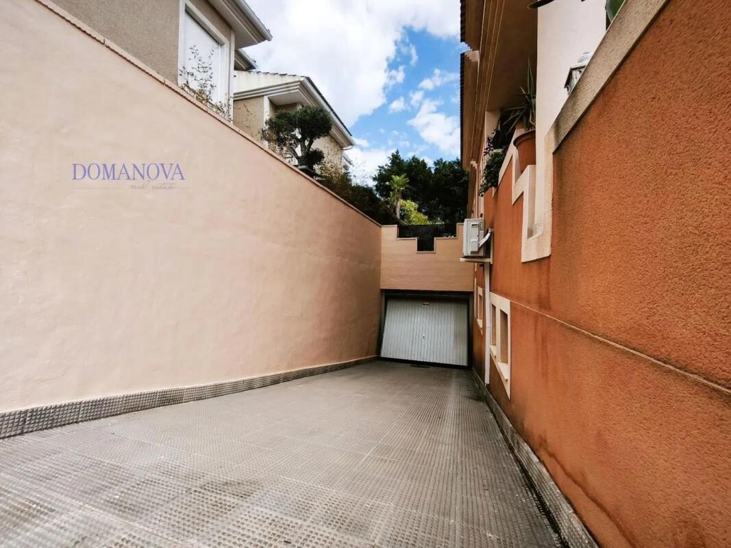 Вилла с 4 спальнями, 405м² в Аликанте, Испания [ID: 0152-500610]