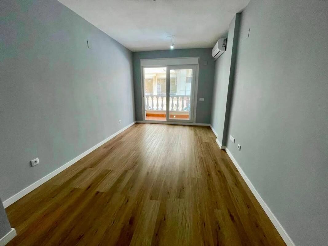 Апартаменты с 2 спальнями, 82м² в Торревьеха, Испания [ID: 0152-500011]