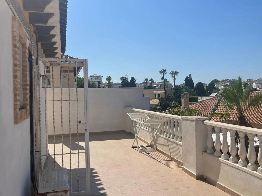 Дома с 5 спальнями, 161м² в Торревьеха, Испания [ID: 0152-482382]