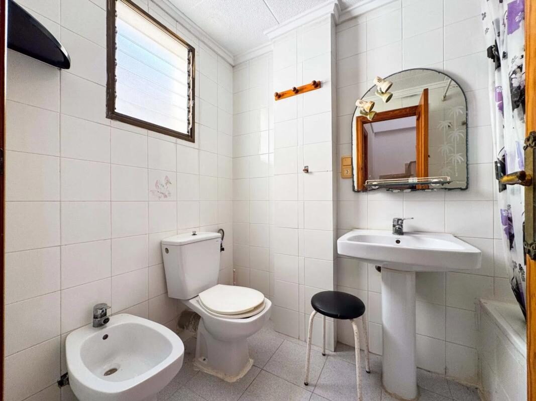Apartamenty z 2 sypialniami, 65m² w Torrevieja, Hiszpania [ID: 0152-481793]