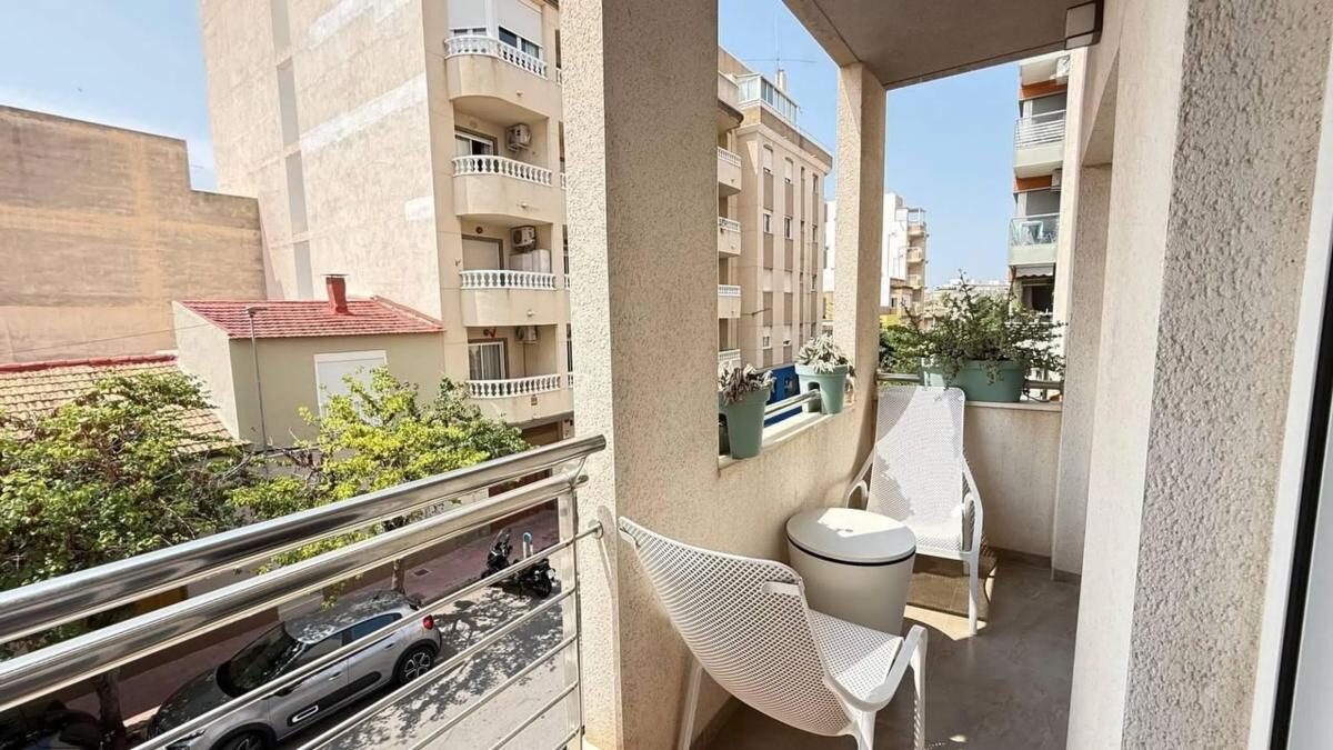 Apartamenty z 1 sypialnią, 54m² w Torrevieja, Hiszpania [ID: 0152-481537]