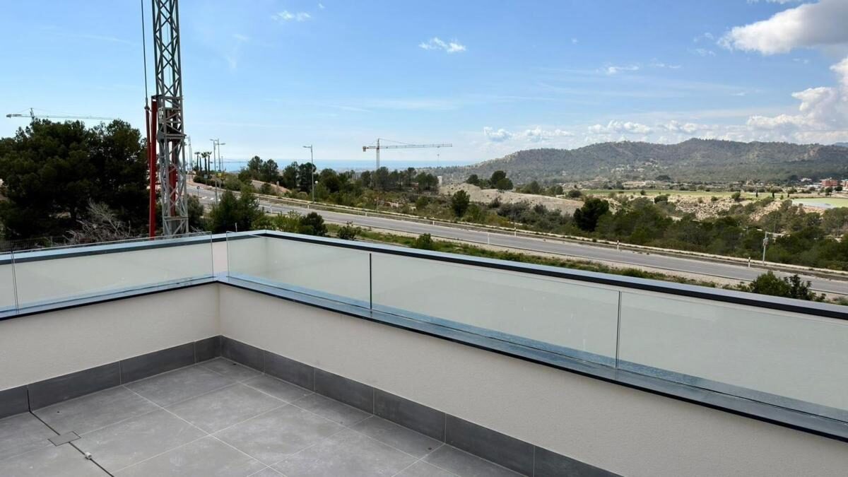 Вилла с 3 спальнями, 462м² в Финестрат, Испания [ID: 0152-474152]