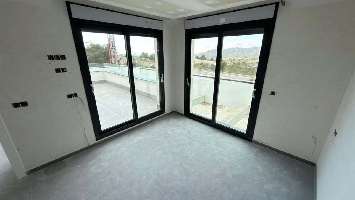 Вилла с 3 спальнями, 462м² в Финестрат, Испания [ID: 0152-474152]