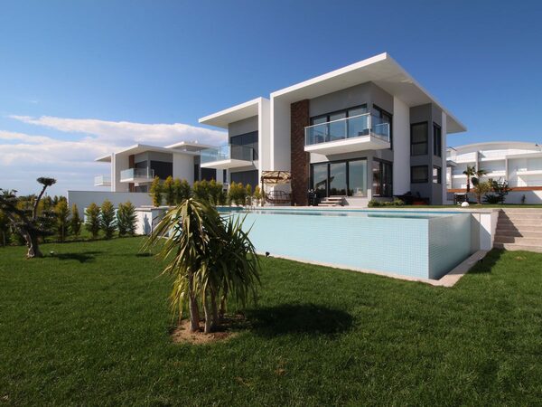 Villa in Side, Turkey, 235m² - image 3