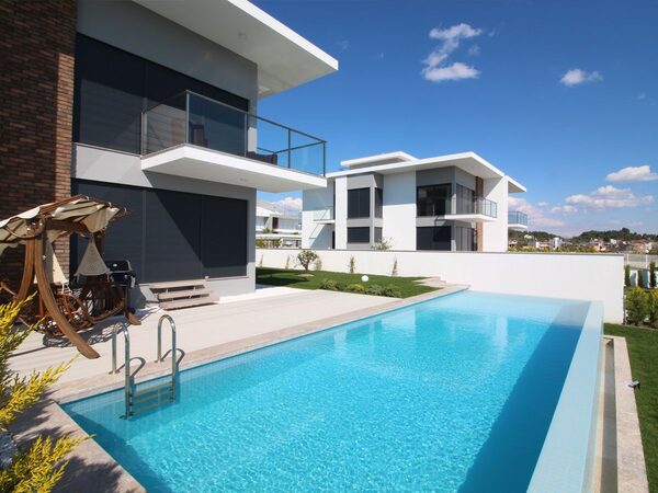 Villa in Side, Turkey, 235m² - image 4
