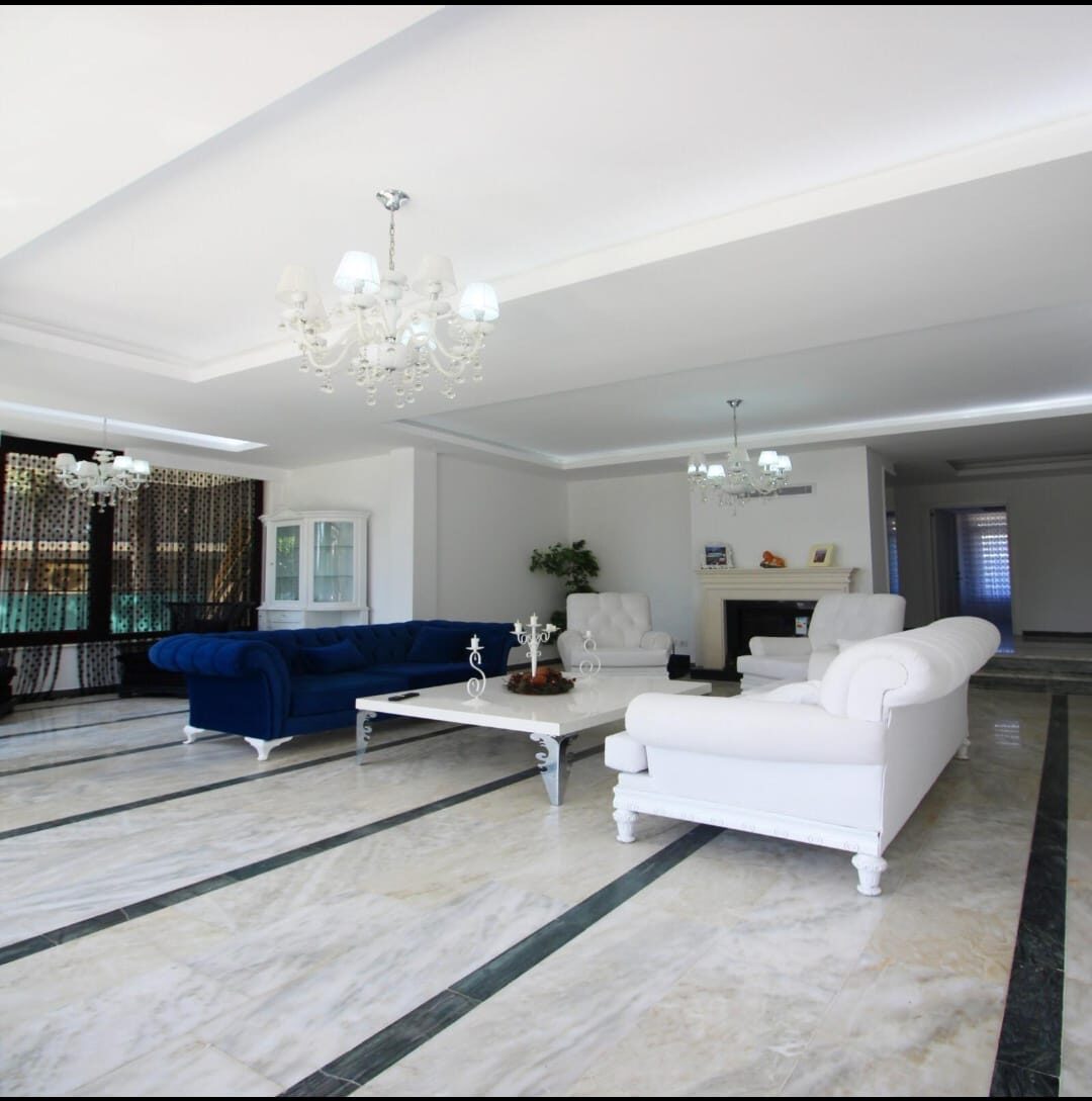 Villa with 6 bedrooms, 450m² in Istanbul, Turkey [ID: 0301-104641]