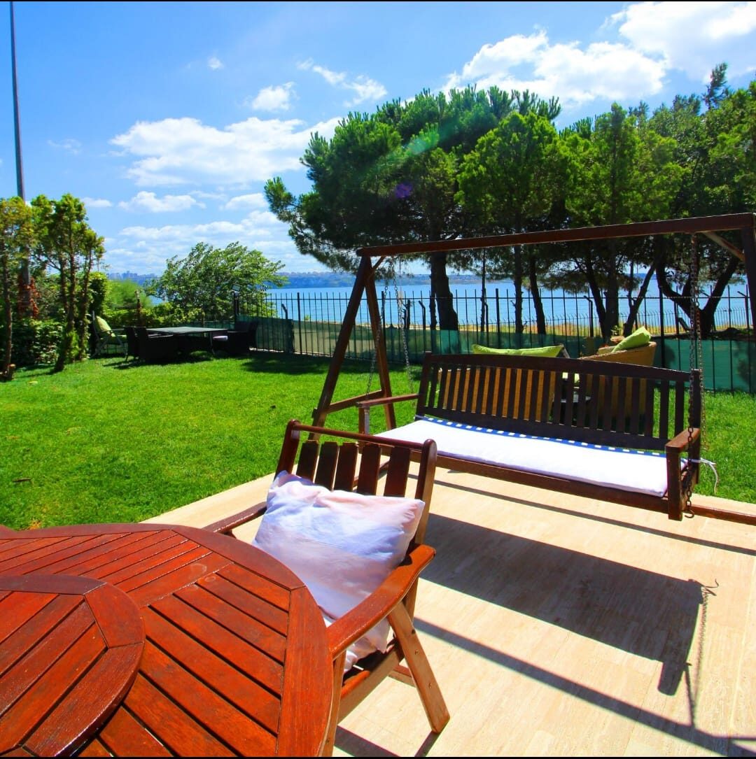 Villa with 6 bedrooms, 450m² in Istanbul, Turkey [ID: 0301-104641]