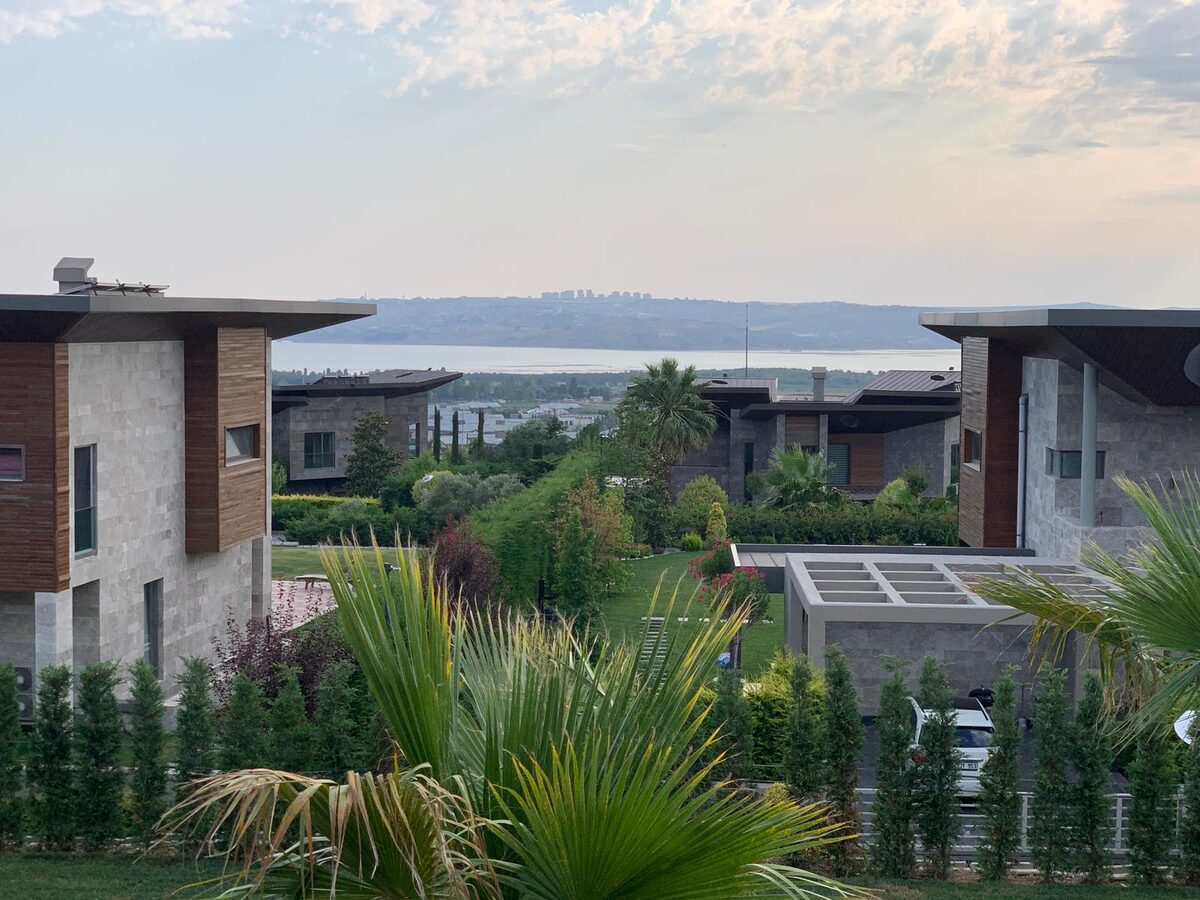 Villa with 6 bedrooms, 550m² in Istanbul, Turkey [ID: 0301-104646]