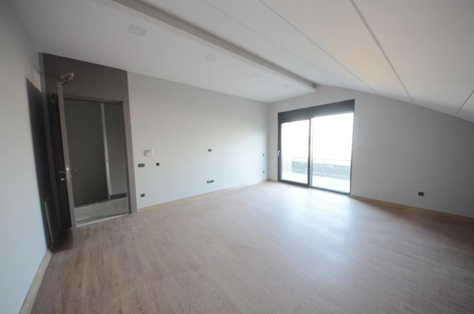 Willa z 5 sypialniami, 480m² w Antalya, Turcja [ID: 0301-104851]