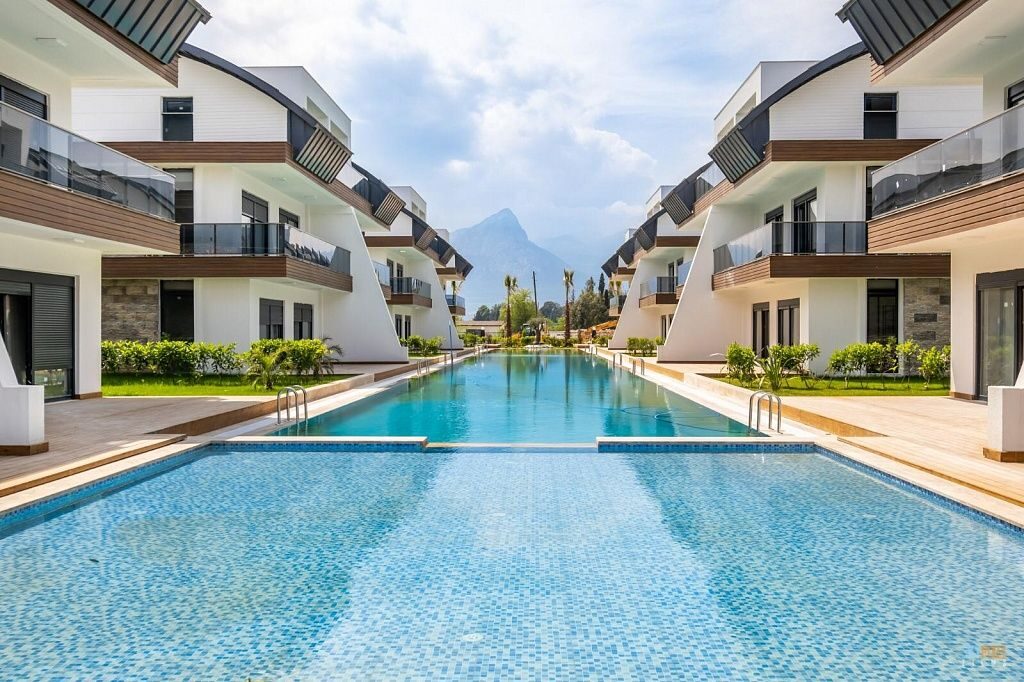 Willa z 6 sypialniami, 400m² w Antalya, Turcja [ID: 0301-104852]