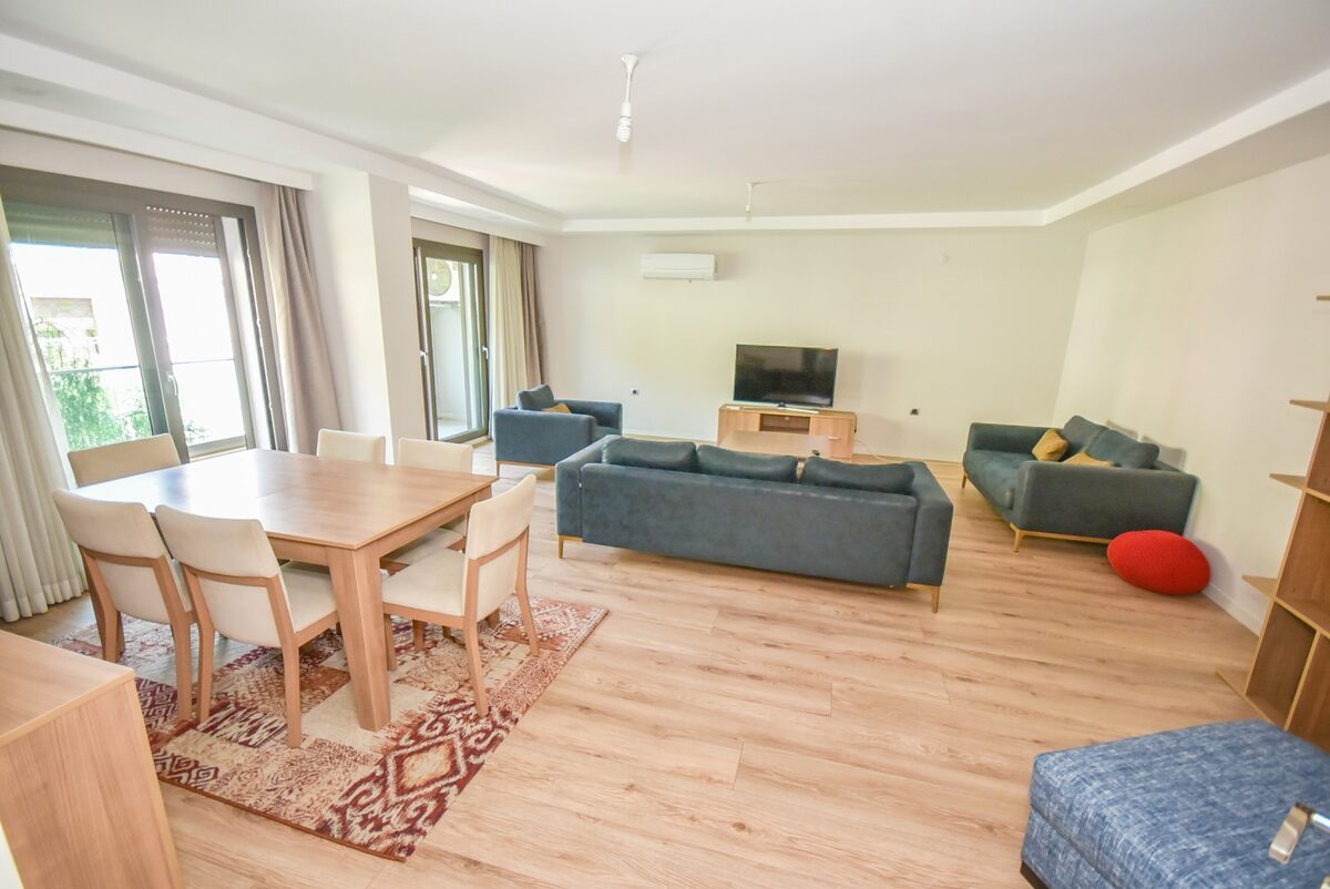 Apartament z 3 sypialniami, 200m² w Marmaris, Turcja [ID: 0301-104993]