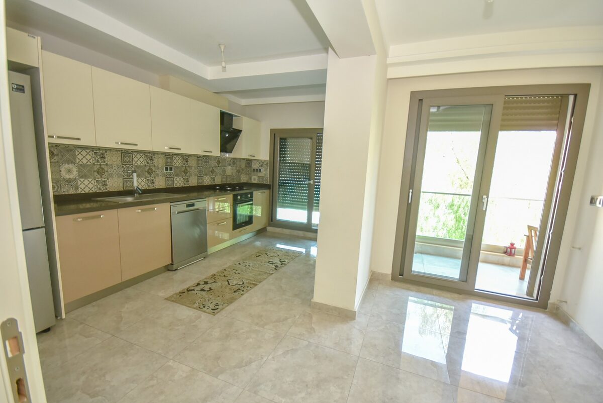 Apartament z 3 sypialniami, 200m² w Marmaris, Turcja [ID: 0301-104993]