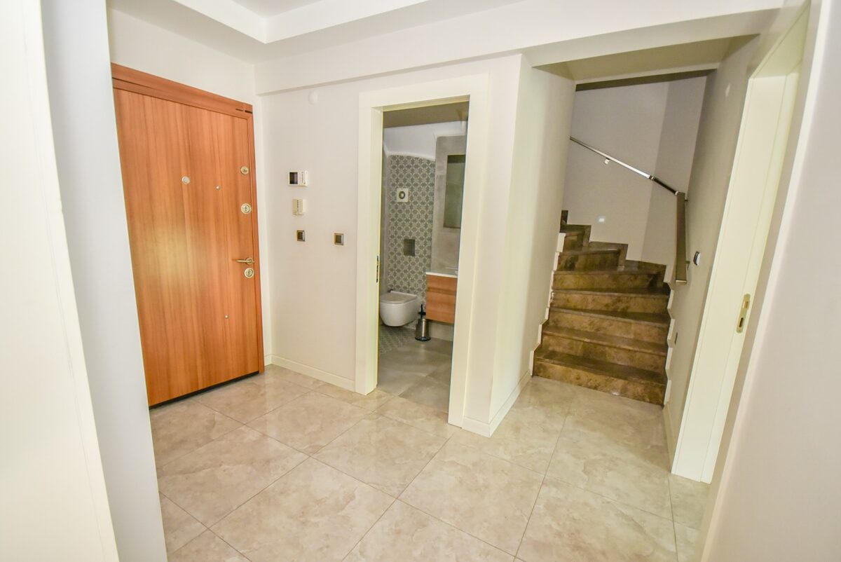 Apartament z 3 sypialniami, 200m² w Marmaris, Turcja [ID: 0301-104993]