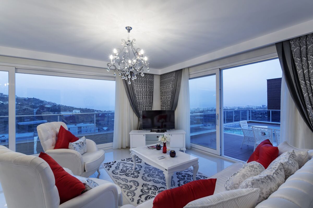 House with 3 bedrooms, 323m² in Alanya, Turkey [ID: 0301-104629]
