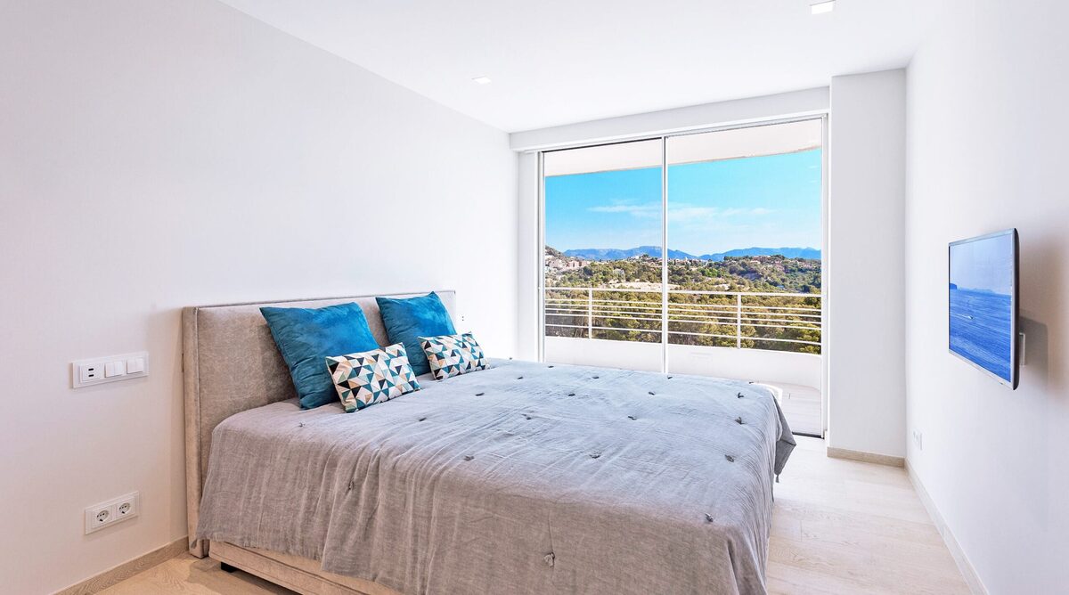 Penthouse with 4 bedrooms, 250m² in Palma, Spain [ID: 0105-012]