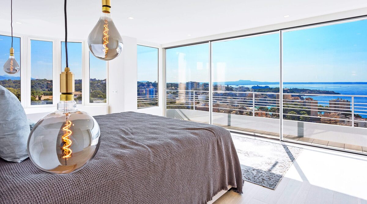Penthouse with 4 bedrooms, 250m² in Palma, Spain [ID: 0105-012]