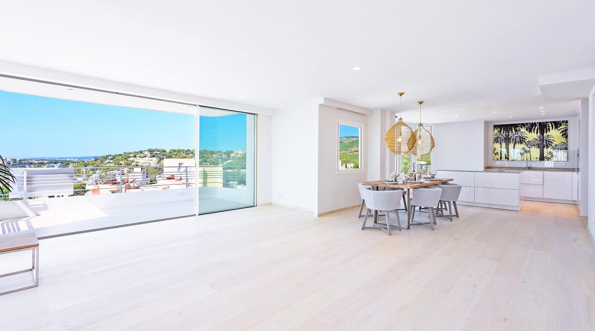 Penthouse with 4 bedrooms, 250m² in Palma, Spain [ID: 0105-012]