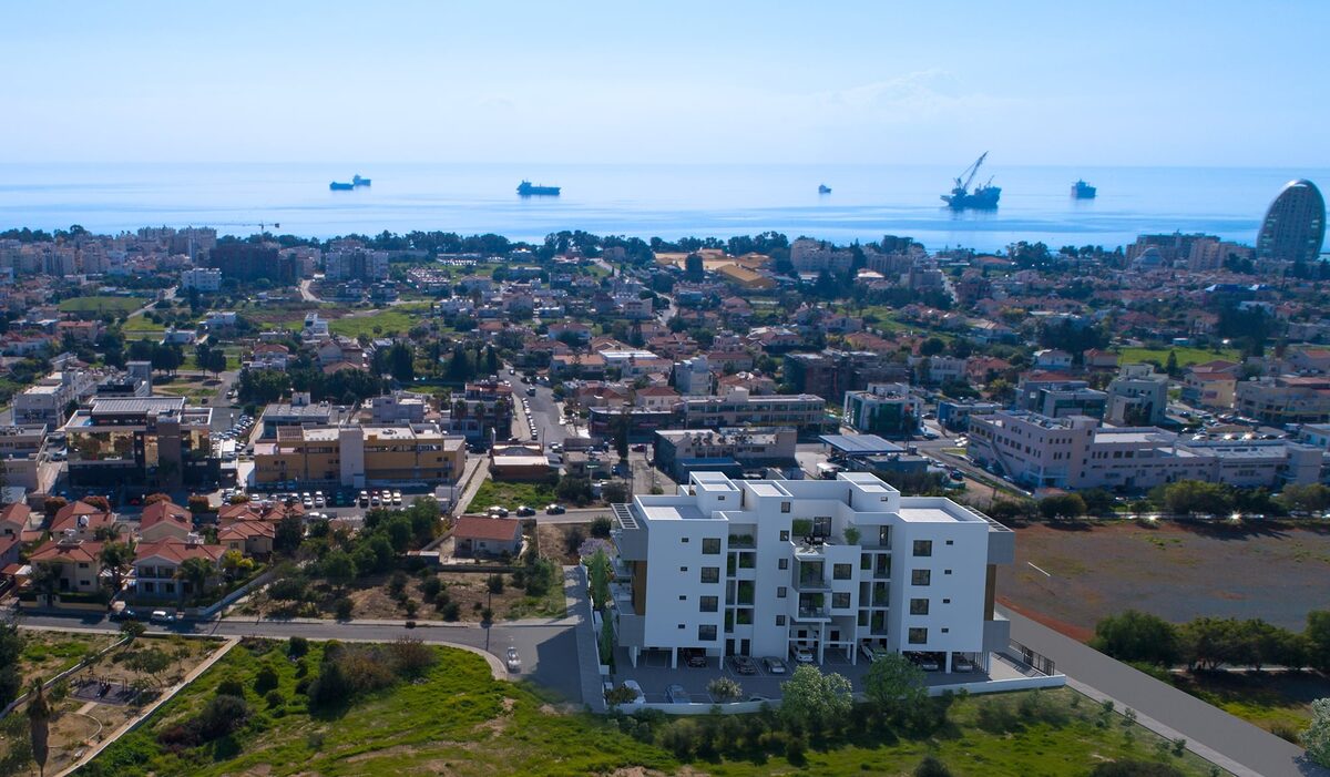 Квартира с 4 спальнями, 282м² в Лимасол, Кипр [ID: 0602-001]