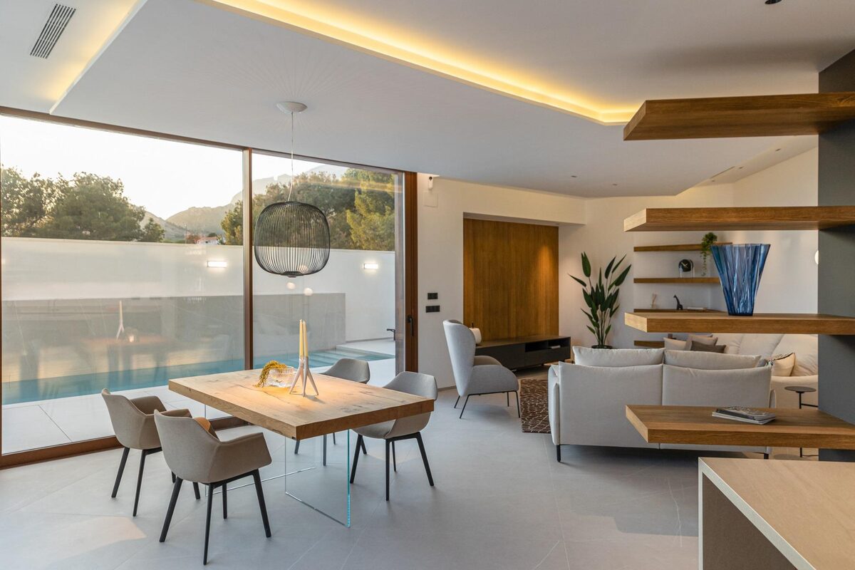 Villa with 5 bedrooms, 535m² in Benidorm, Spain [ID: 0137s-SP0654]