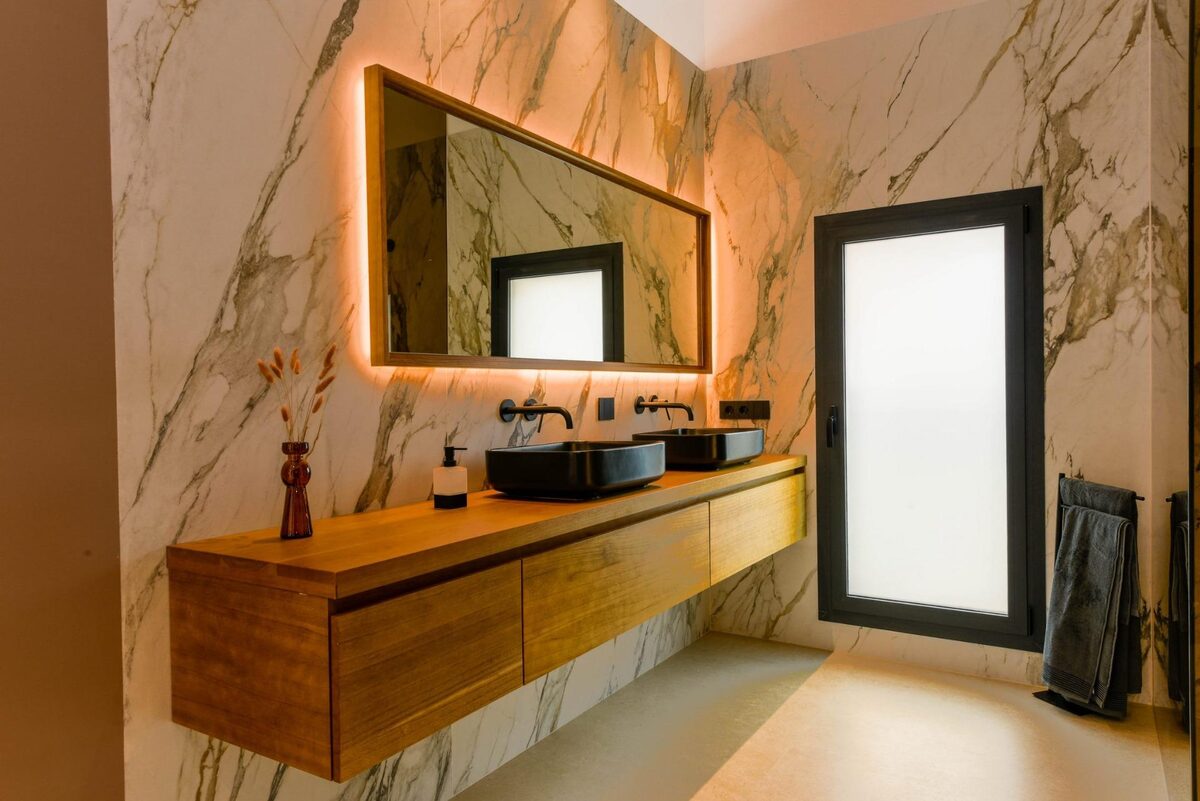 Вілла з 4 спальнями, 620м² в Альфаз-дель-Пі, Іспанія [ID: 0137s-SP0653]