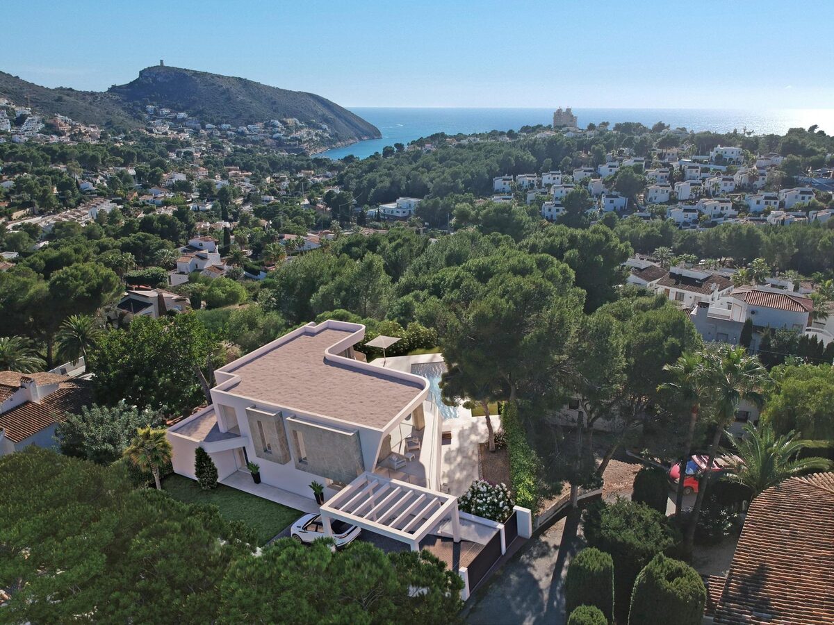 Villa with 4 bedrooms, 314m² in Moraira-Teulada, Spain [ID: 0137s-SP0345]